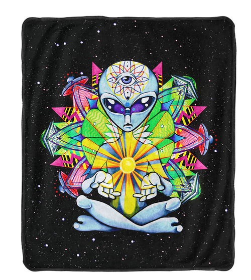 Blankets.    Pulsar Psychedelic Alien Fleece Blanket